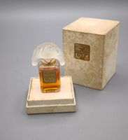 FRANCOIS COTY : "Complice" (1974), flacon en verre incolore, corps rec