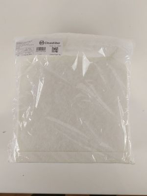 un sac de riz blanc posé sur une table