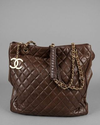 CHANEL Vintage Quilted Jumbo Tate Shoulder bag Gold CC charm…