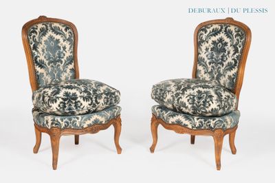paire de chaises de style Louis XV avec assises rembourrées