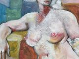 une peinture à l'huile représentant une femme assise sur une chaise, coiffée d'un chapeau rouge