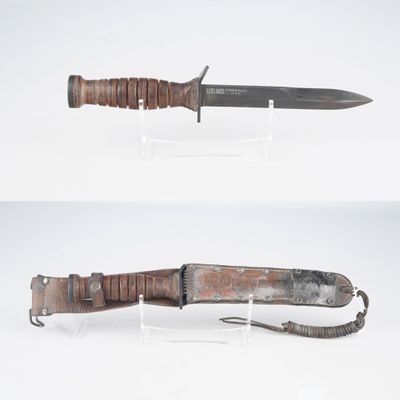 deux vues différentes d'un couteau avec un manche en bois et un manche en métal