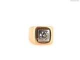 an image of a ring with a diamond in it