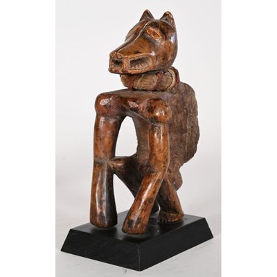 CHIEN KOSSO en bois et fibres végétales. - Photo 1