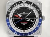 une montre noire et bleue avec une trotteuse rouge