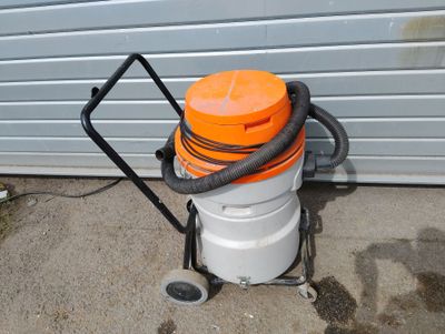 Aspirateur à eau et poussière ING.O.FIORENTINI C65/11225