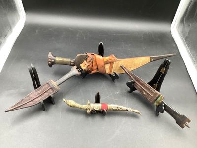 4 Couteaux Touareg, souvenirs de voyage, objets de décoratio…