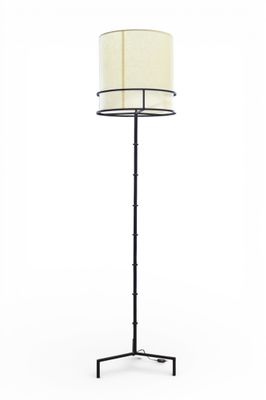 Jacques Adnet, lampadaire en fer noir à fût élancé ponctué d… - Photo 1