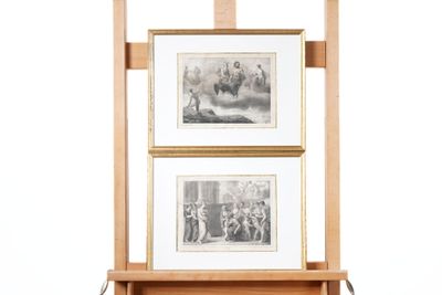 deux tableaux encadrés posés sur un chevalet en bois, sur un fond blanc