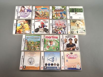 beaucoup de jeux de nintendo wii sur la table