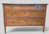COMMODE PANTALONNIERE en acajou et placage d'acajou ouvrant … (photo 3)
