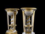 paire de vases de style « person »