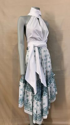 an image of a mannequin with a dress on it
