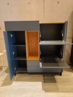 Bahut haut laqué gris avec niche intérieure, 130 x 40 x 130 … (photo 2)