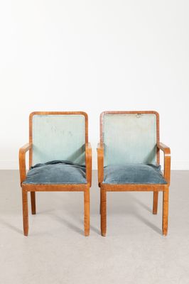 paire de fauteuils Art déco avec assises recouvertes de velours bleu
