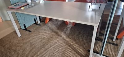 Bureau : Plan de travail stratifié blanc - Photo 1