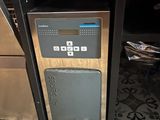 a machine that is sitting on the floor in the kitchen
