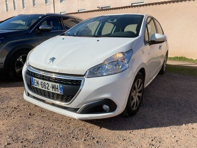 PEUGEOT 208 I Phase 2 5 Portes 1.6 Blue HDi 75 cv- Genre : VASP - Carr