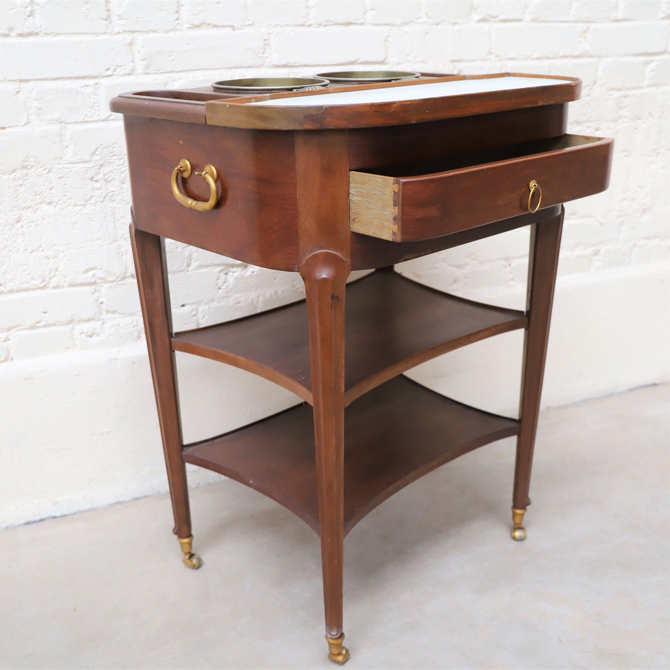 Objets d'art & Curiosités