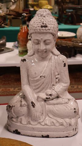 Statuette de bouddha en céramique craquelée H : 46 (quelques écla...