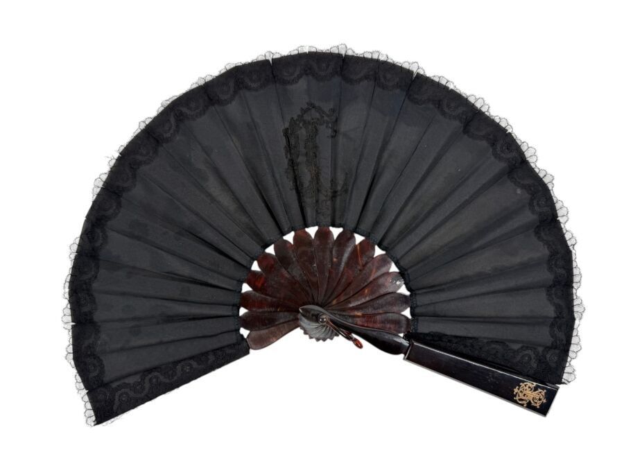 Éventail de poche, France vers 1880