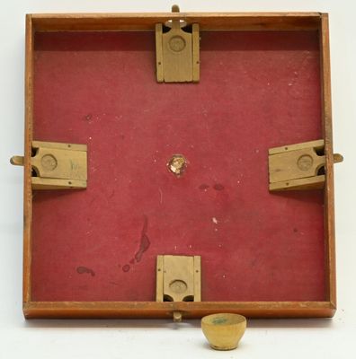 Jeu de puces, en bois (30x30cm), complet de ses languettes fonctionnel - Photo 1