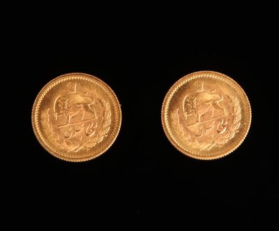 deux souverains en or, dont l'un est un souverain et l'autre un souverain