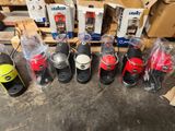 de nombreux modèles de machines à café exposés dans le magasin