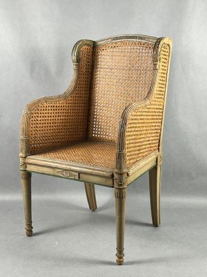 Beau fauteuil bergère d'enfant en bois sculpté rechampi gris…