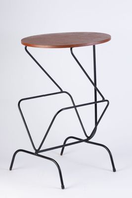 TRAVAIL 1950 Table d'appoint formant porte-revues à structur…