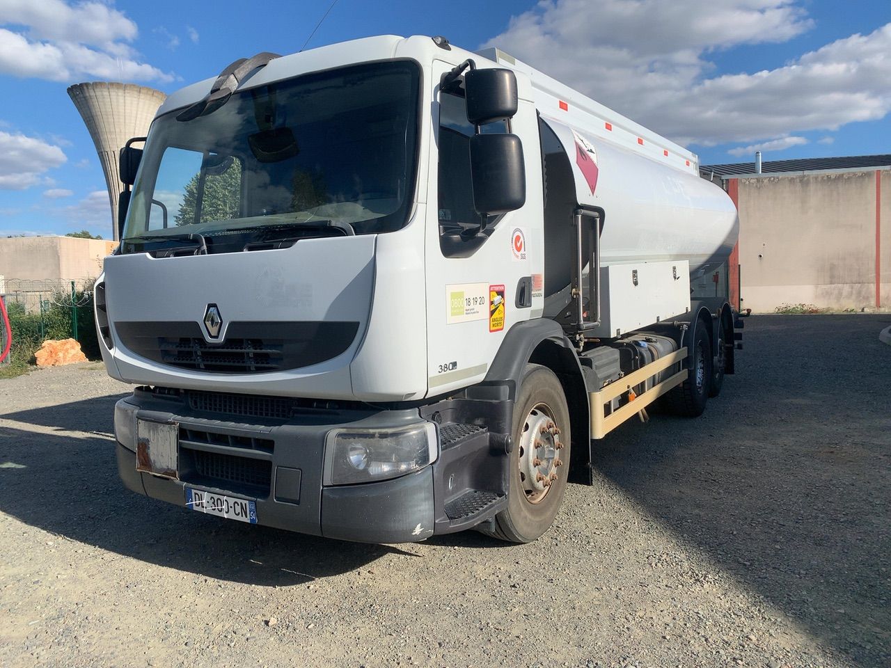 LIEU DE STOCKAGE : Tours - RENAULT - PORTEUR 6X2 PREMIUM 380…