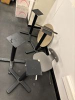 Huit petits guéridons (photo 2)