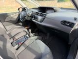 une voiture équipée d'une ceinture de sécurité