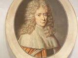 portrait d'un homme aux cheveux bouclés et au col en fourrure