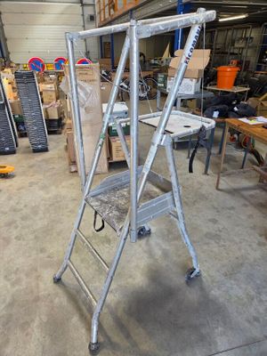 Plateforme ou gazelle COMABI Skippy F-80250.