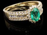 Bague en or jaune 14 carats, sertie d'émeraudes et de diamants