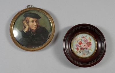 Lot d'une miniature représentant des fleurs et un cadre en l…