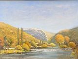 une peinture représentant une rivière avec une montagne en arrière-plan