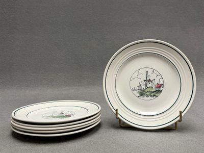 Série de six assiettes à dessert en faience de Saint Amand,m…