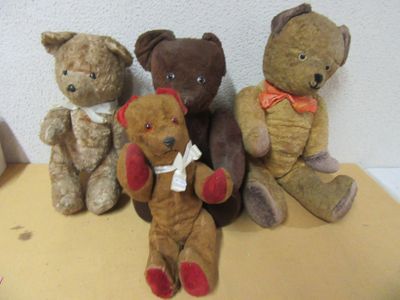Lot DE Teddy Bears 30 - 50 Euro
