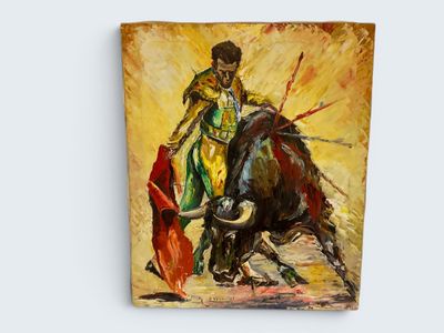 une peinture représentant un taureau et un homme sur un taureau