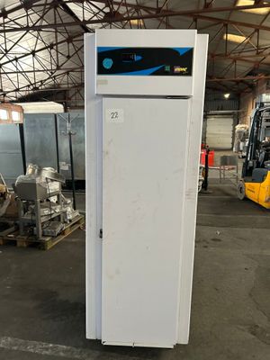 Armoire réfrigérée odic, dimensions : L 70x75x210 cm, manque…