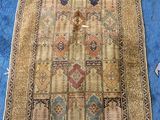 an image of a rug on a table with a clock on it
