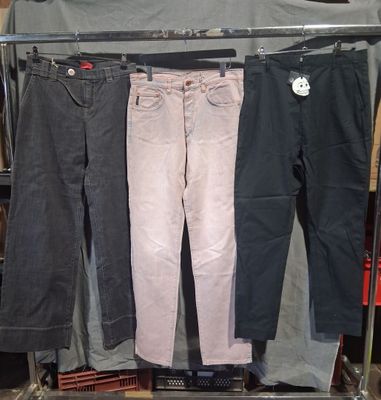 lot de 15 pantalon toile (vendu en état)