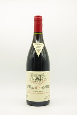 une bouteille de vin rouge sur fond blanc, avec un bouchon rouge