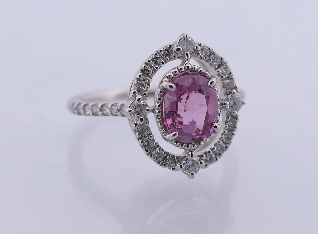 Bague en Platine 900 avec Saphir Non Chauffé 1,26 Carat et Diamants