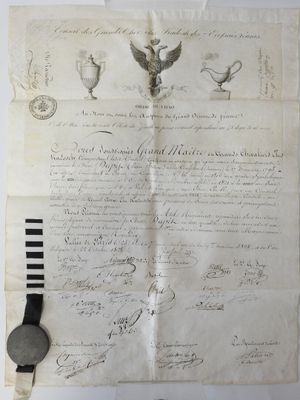 une feuille de papier sur laquelle figure un dessin à la plume et à l'encre