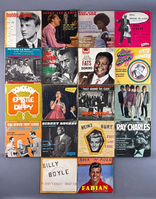 Lot de 18 disques 45 tours ROCK / POP / JAZZ des années 60/7…
