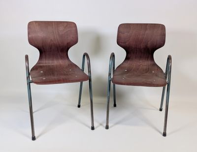 two wooden chairs with metal legs and a wooden seat