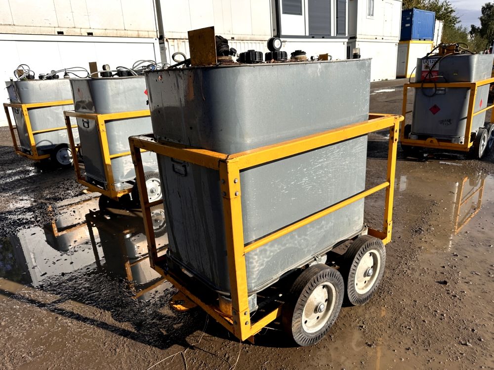 LIEU DE STOCKAGE : Rennes - SCHUTZ - CUVE À CARBURANT 700 LI…
